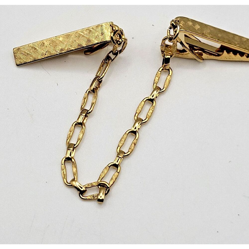 Vintage 80s Lapel Sweater Clip Brushed Gold 8in